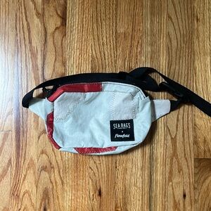 SEA BAGS Maine x Flowfold belt bag
